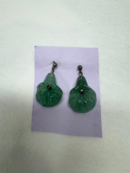 Vintage Aventurine Carved Flower Earrings