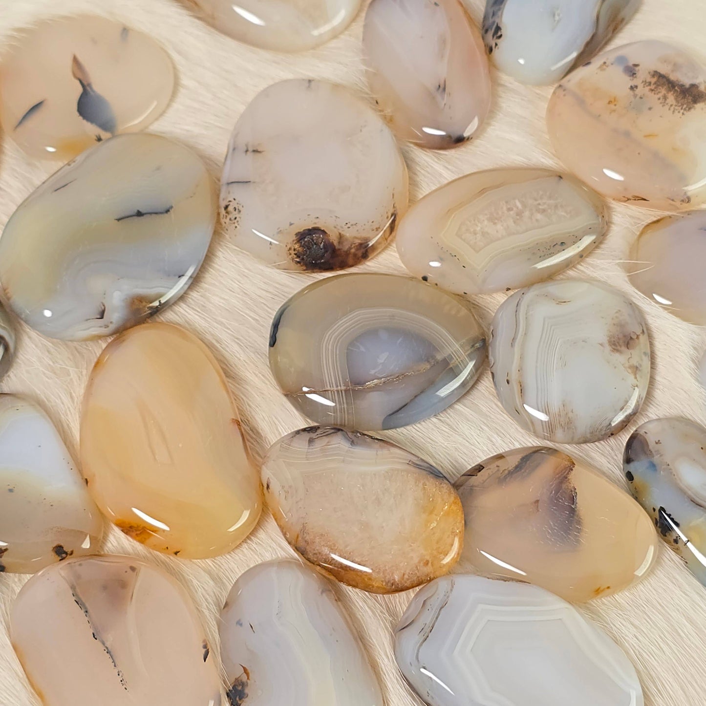 Agate Flat Palms .5kg ~ Bulk Polished Tumbles Crystals