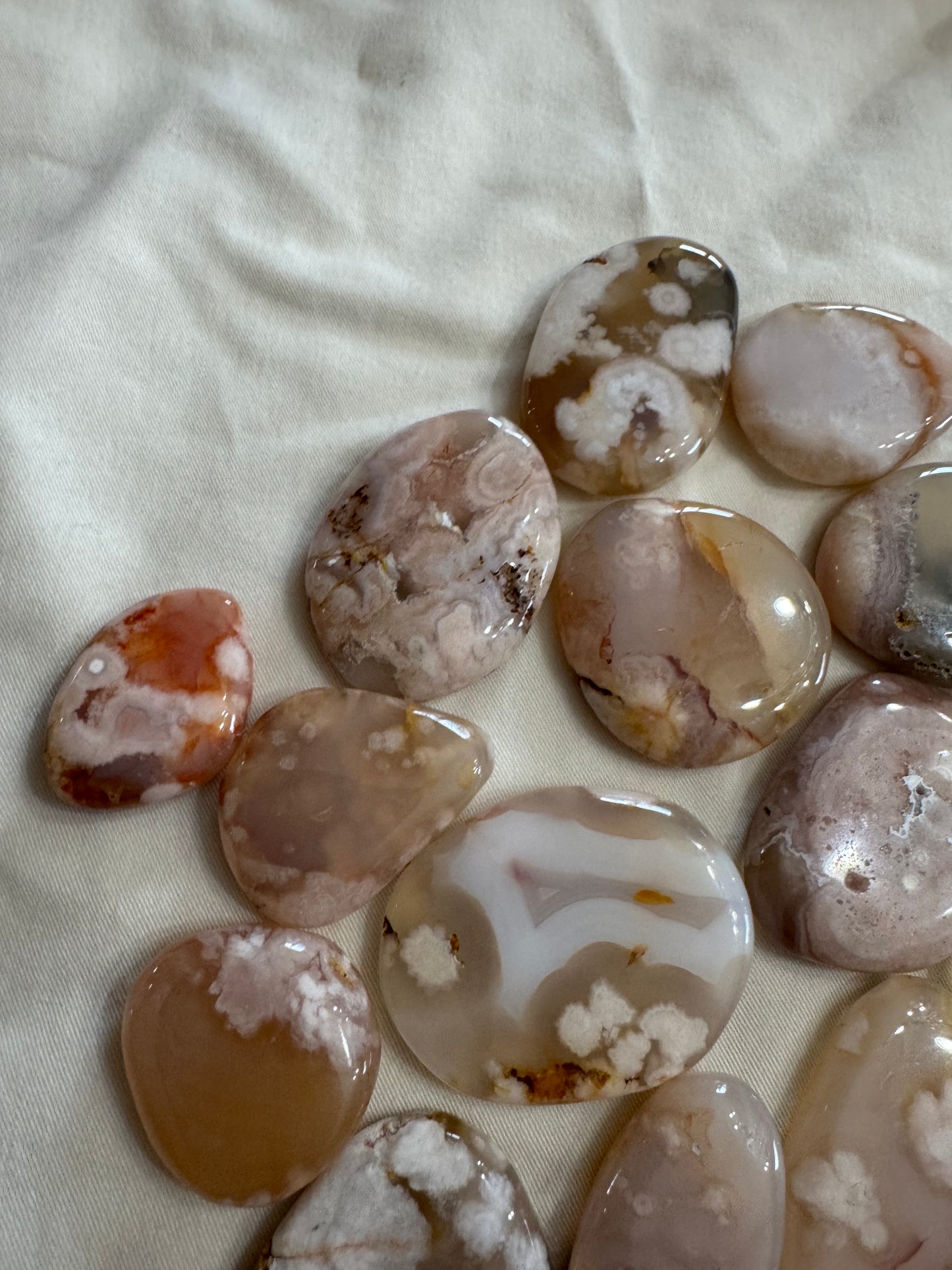 Flower Agate Crystal Flat Palm Stone