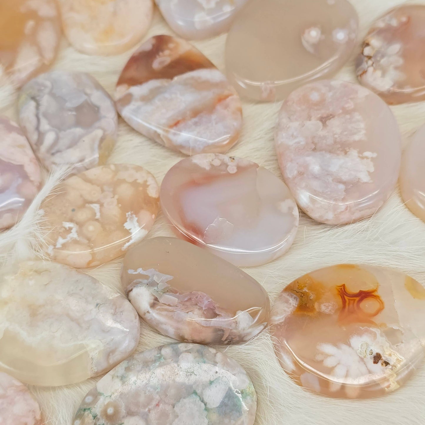 Flower Agate Crystal Flat Palm Stone