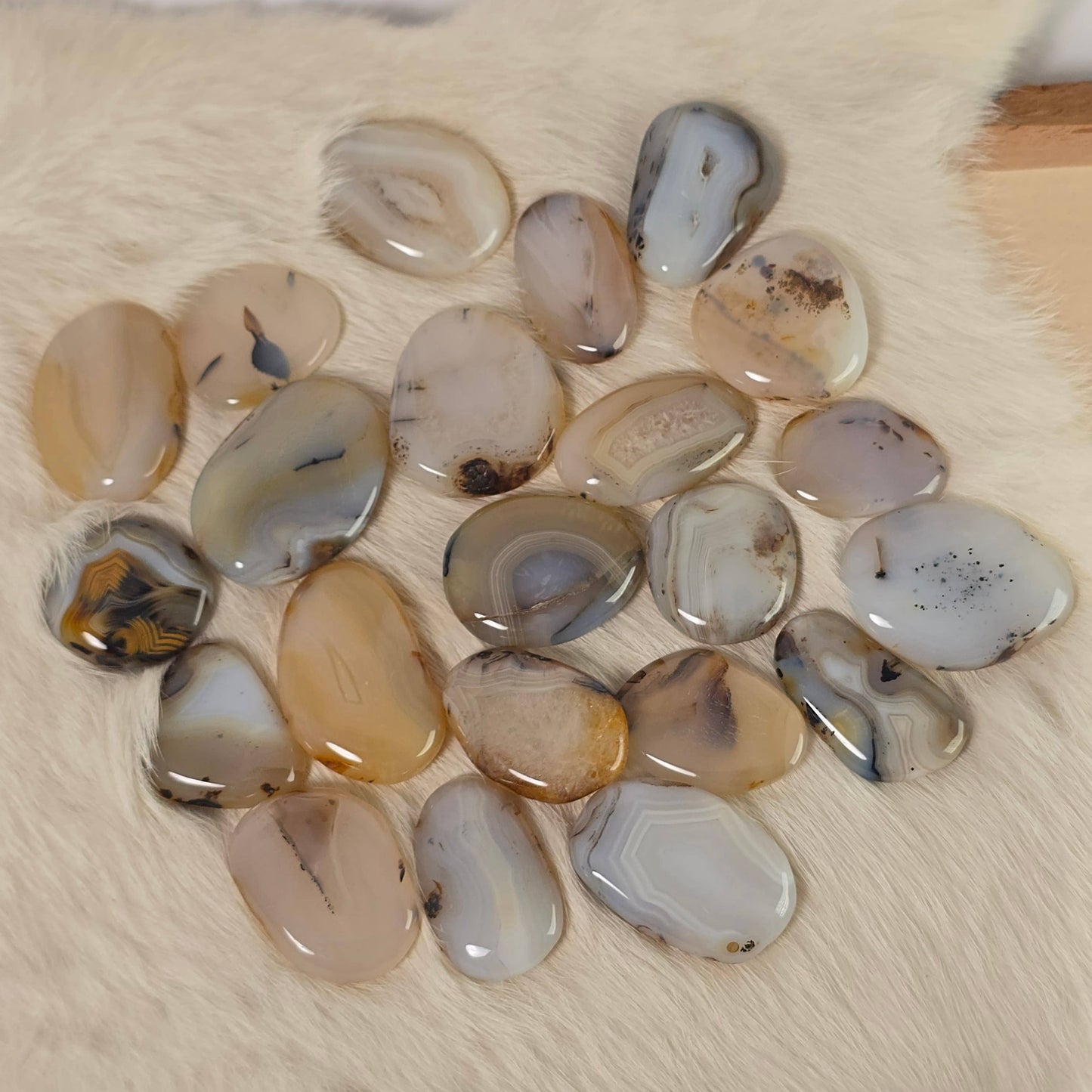 Agate Flat Palms .5kg ~ Bulk Polished Tumbles Crystals