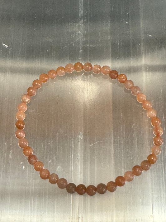 Peach Moonstone Bracelet 4mm