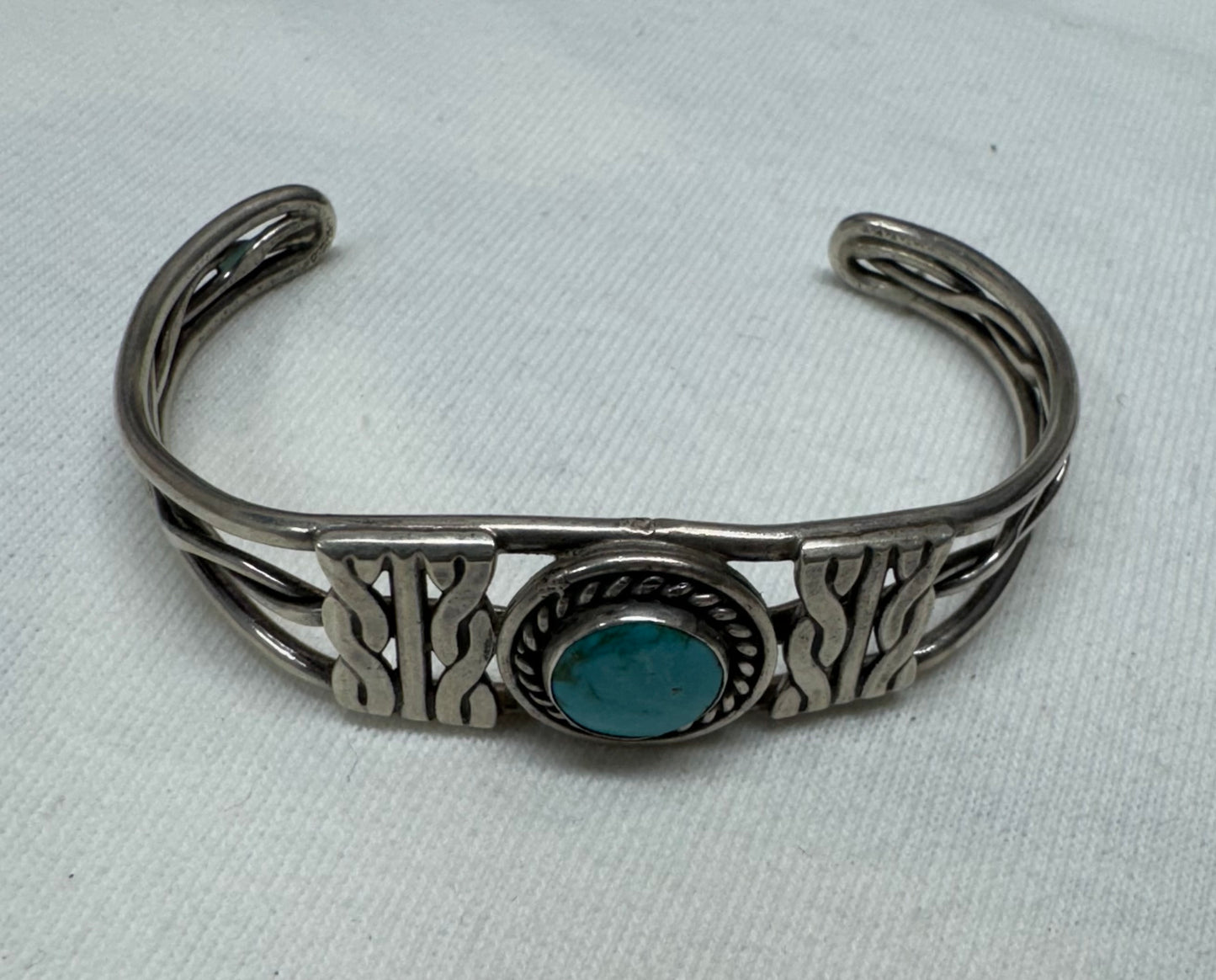 Vintage Native American Indian Turquoise and Sterling Bracelet