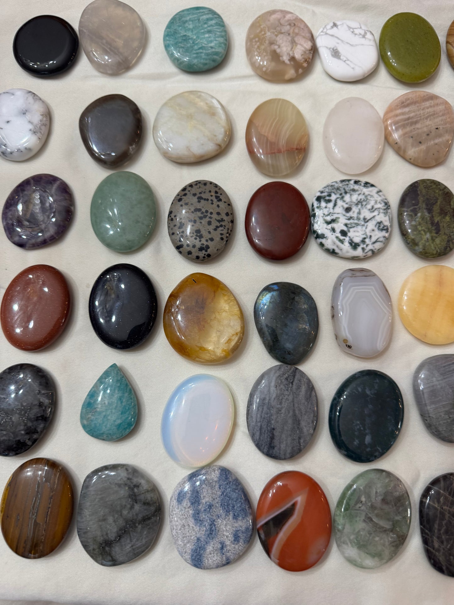 Pocket Smooth Stone Flats Choices