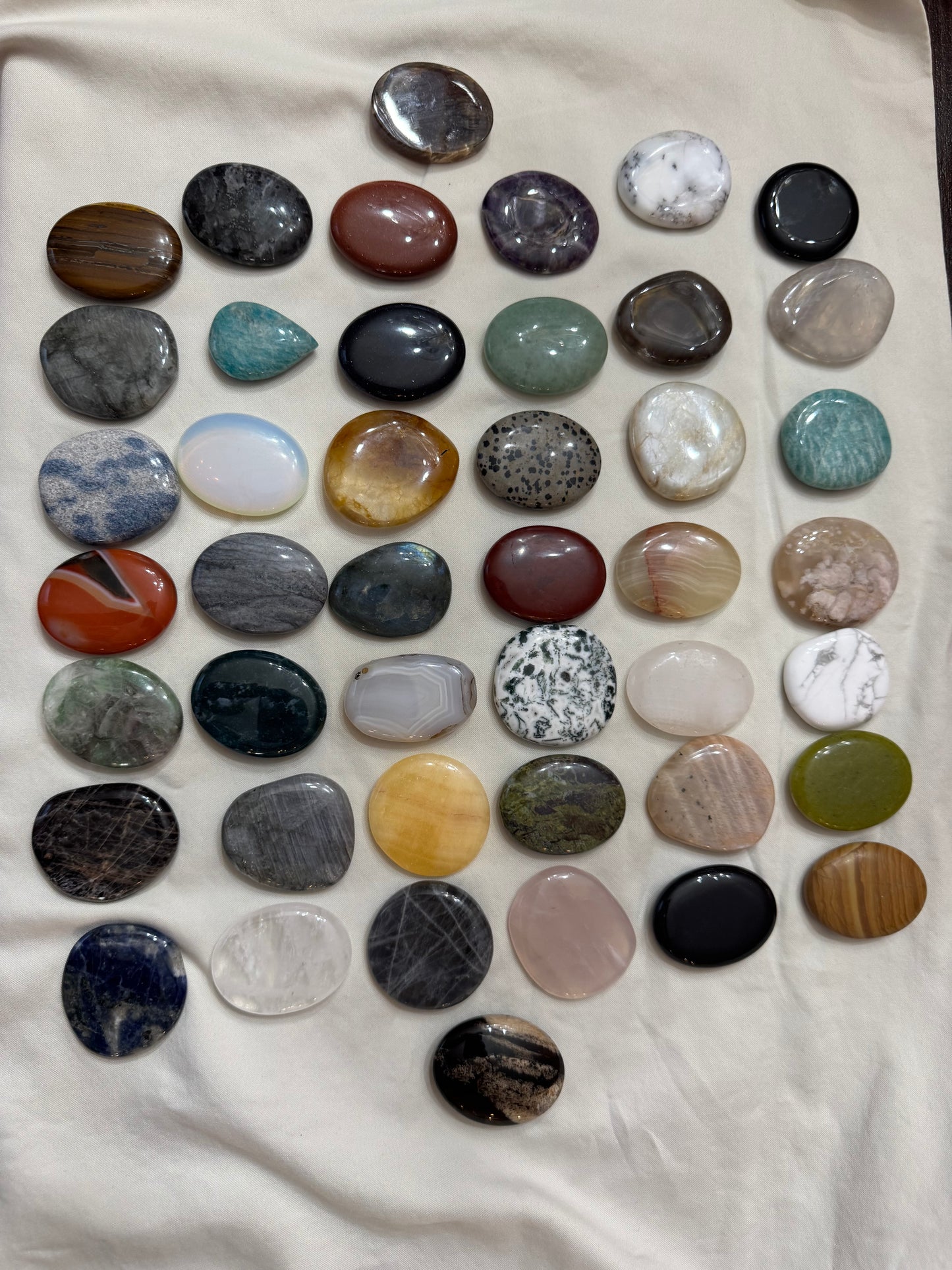 Pocket Smooth Stone Flats Choices