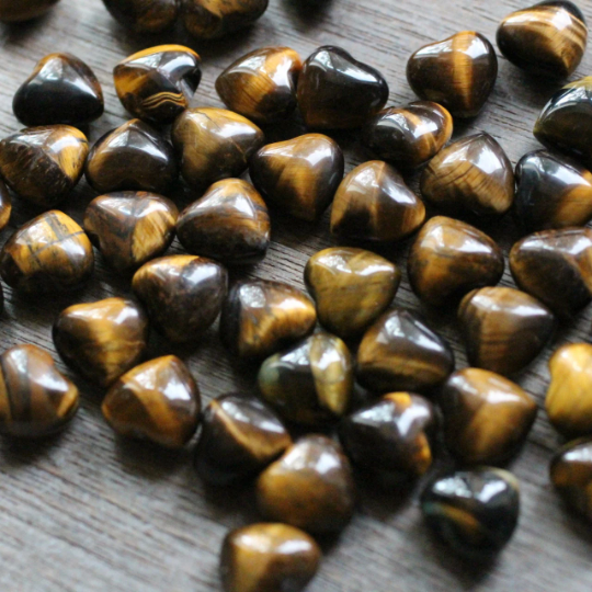 Gemstone Puffy Heart 15mm – Mini Crystal Hearts for Retail
