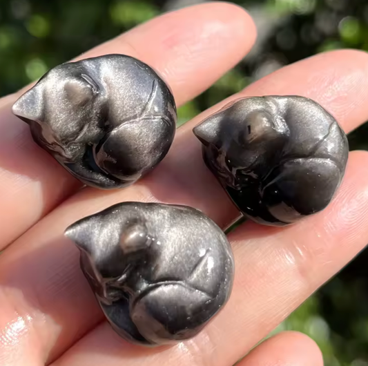 3 cm Sleepy Silver Obsidian Cat, Halloween Decor